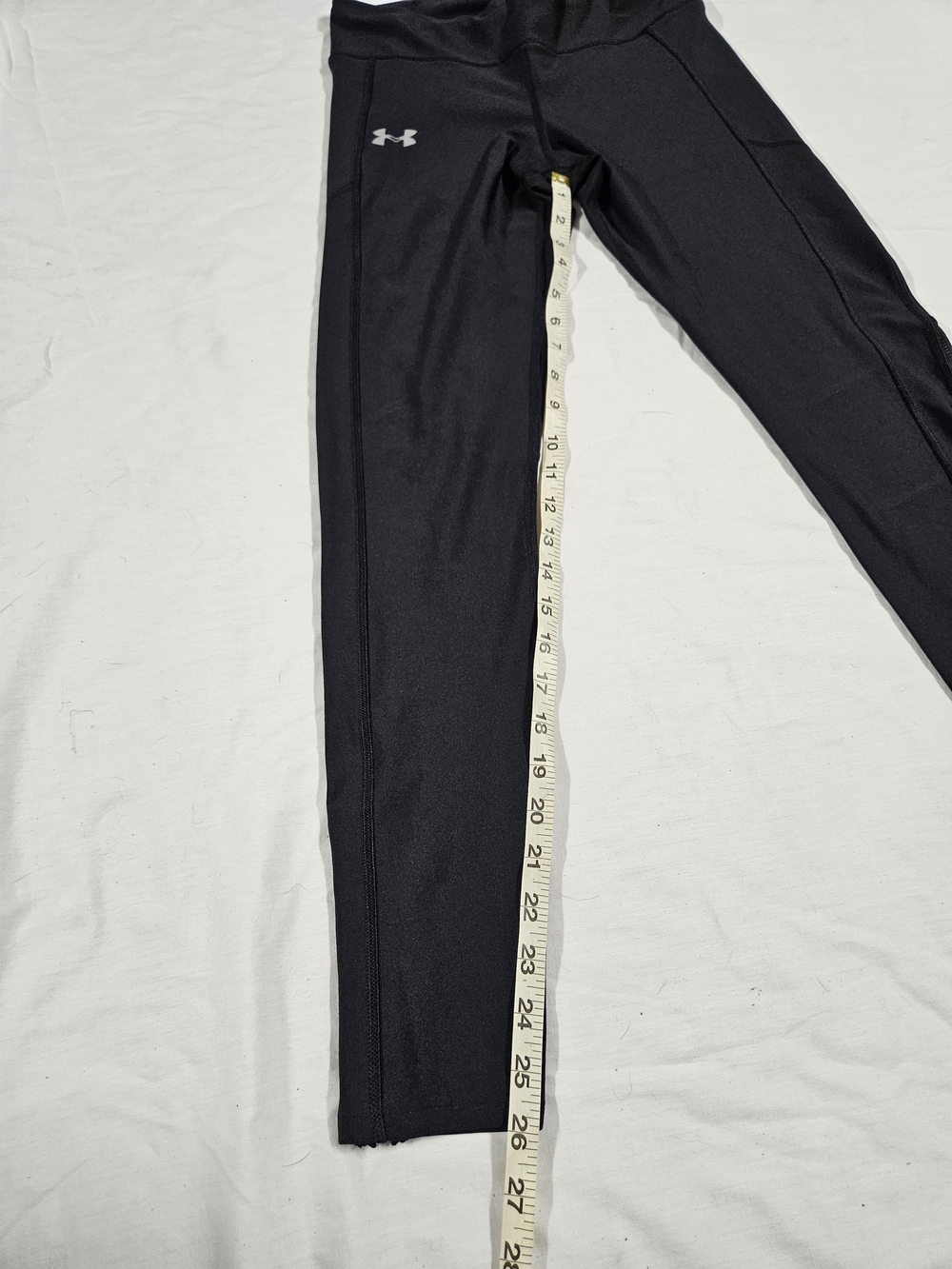 Under Armour Black Reflective Women's Leggings - Picture 2 of 6